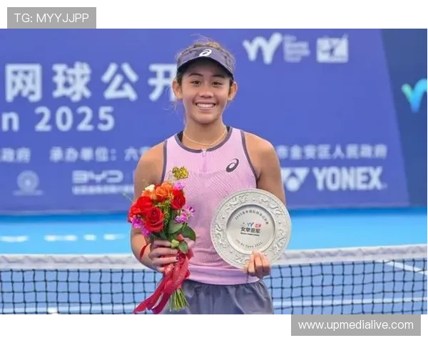 从巡回赛到大满贯双姝突破