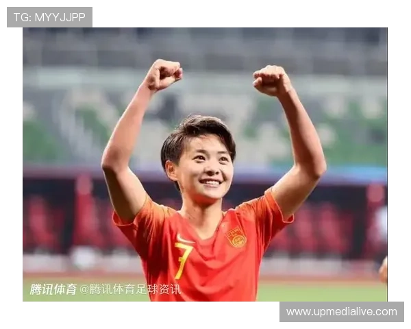 中国女足珀斯首训 唐佳丽单练陈巧珠缺席