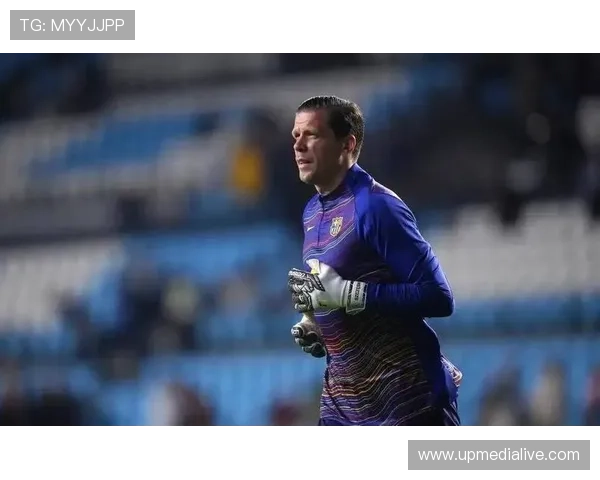 世体：什琴斯尼与巴萨早有渊源，2011年就在社媒赞美巴萨球员